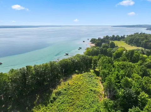 00000 Bluff, Traverse City, MI 49686