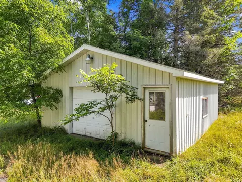 10090 S Cedar, Cedar, MI 49621 photo 7