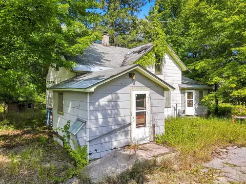 10090 S Cedar, Cedar, MI 49621 photo 5