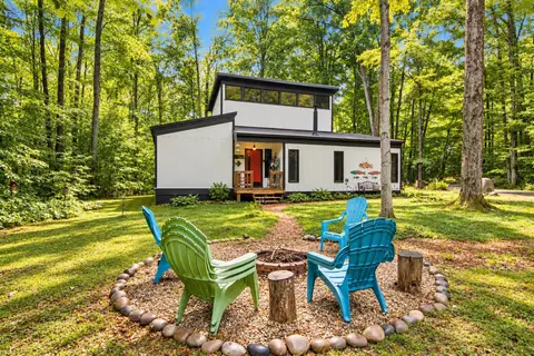 6535 Undervalden, Bellaire, MI 49615