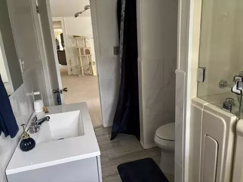 Bath - 21 W Oak, Au Gres, MI 48703 photo 1 of 5