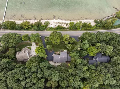11400 Peninsula, Traverse City, MI 49686