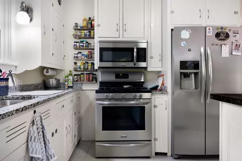 Kitchen - 508 Pine, Elk Rapids, MI 49629 photo 3 of 3