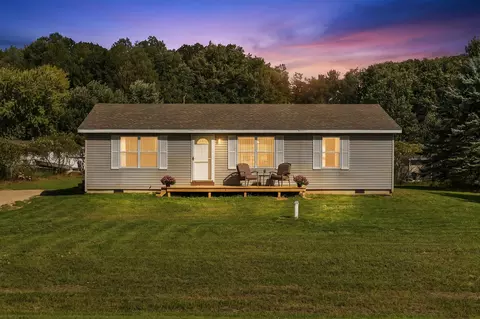 2065 S Sara, Lake City, MI 49651