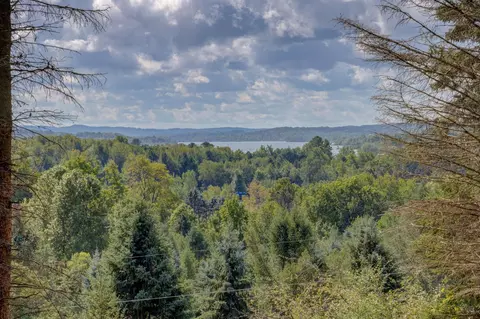 N Eagle, Lake Leelanau, MI 49653