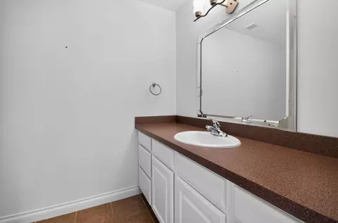 Bath - 576 N Huron, Au Gres, MI 48703 photo 2 of 3