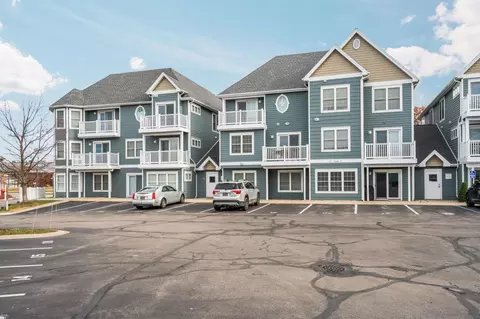 100 Hope, Traverse City, MI 49684