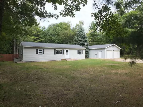 8786 Us-31 S, Grawn, MI 49637
