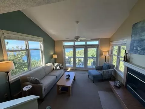 8 Pinnacle # D, Glen Arbor, MI 49636