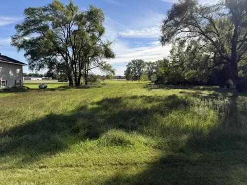 1004 Sandtrap #LOT : 125, Lake Isabella, MI 48893