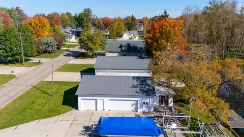 2264 Long, Houghton Lake, MI 48629