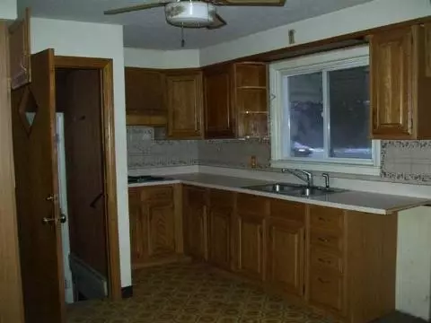 4512 Brooklyn, Jackson, MI 49201 photo 2