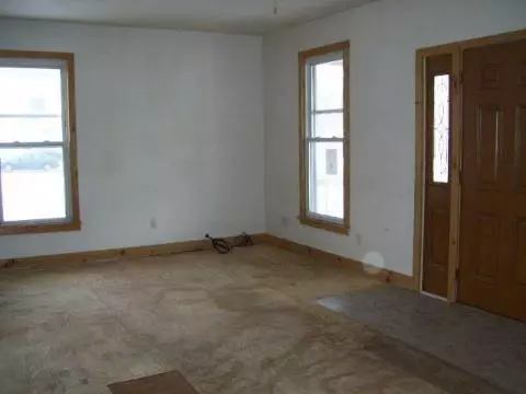210 Comstock, Adrian, MI 49221 photo 7