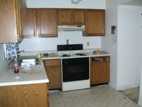 1204 Sunset, Tecumseh, MI 49286 photo 2