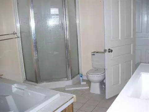 607 E Church, Adrian, MI 49221 photo 7