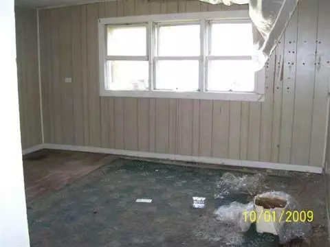 1039 State, Adrian, MI 49221 photo 7