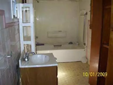 1039 State, Adrian, MI 49221 photo 6