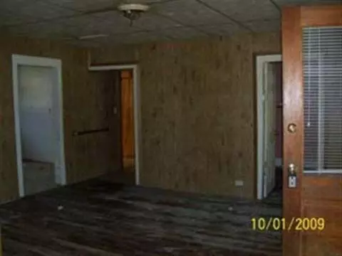 1039 State, Adrian, MI 49221 photo 4