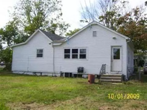 1039 State, Adrian, MI 49221 photo 8