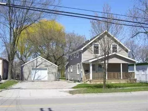 917 E Beecher, Adrian, MI 49221 photo 1