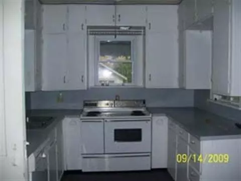 500 Adrian, Tecumseh, MI 49286 photo 5