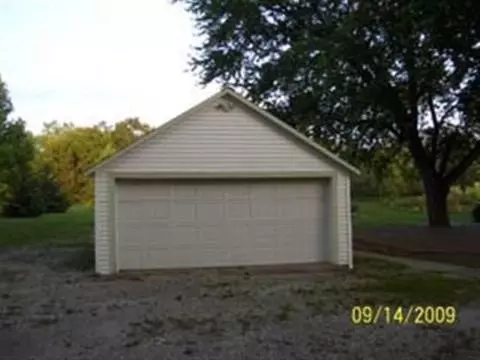 500 Adrian, Tecumseh, MI 49286 photo 3