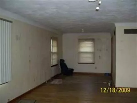4061 W Beecher, Adrian, MI 49221 photo 4