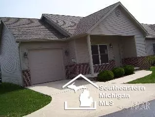 15504 Point Verda, Monroe, MI 48161 photo 1