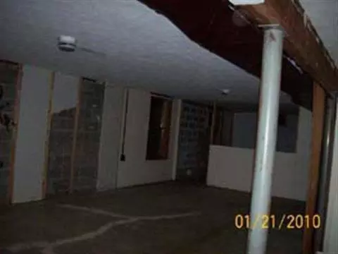 3097 Marvin, Adrian, MI 49221 photo 9