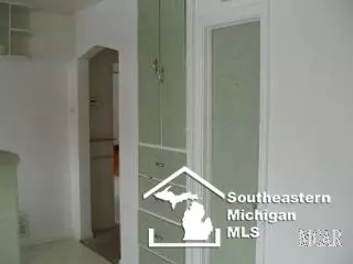 105 Cole, Monroe, MI 48162 photo 8