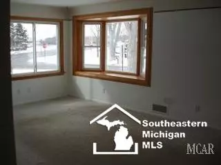 105 Cole, Monroe, MI 48162 photo 4