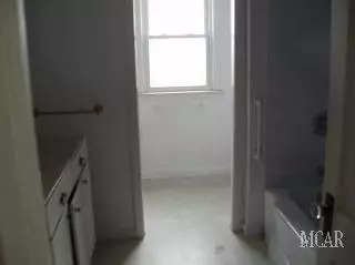 105 Cole, Monroe, MI 48162 photo 18