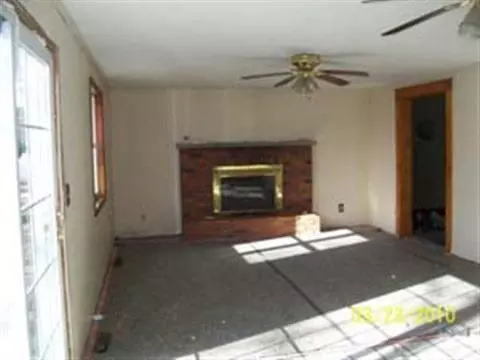 138 S Main, Waldron, MI 49288 photo 3