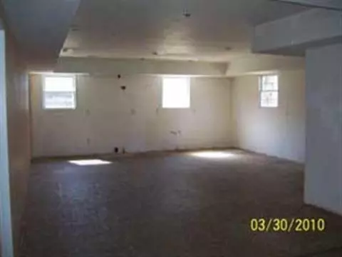 2327 Curtis, Adrian, MI 49221 photo 6