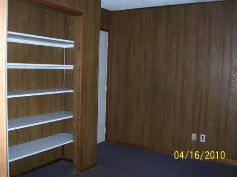 1038 W Carleton, Adrian, MI 49221 photo 4