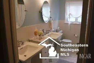 861 Ruff, Monroe, MI 48162 photo 13