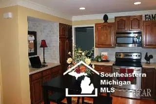 861 Ruff, Monroe, MI 48162 photo 10