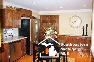 861 Ruff, Monroe, MI 48162 photo 11