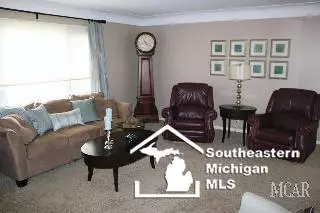 861 Ruff, Monroe, MI 48162 photo 5