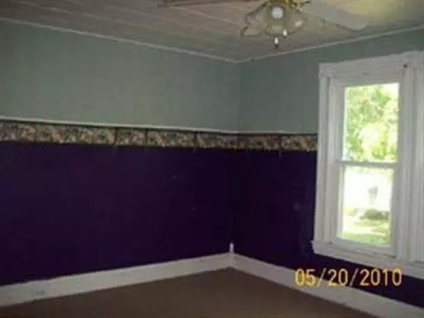 611 State, Adrian, MI 49221 photo 10