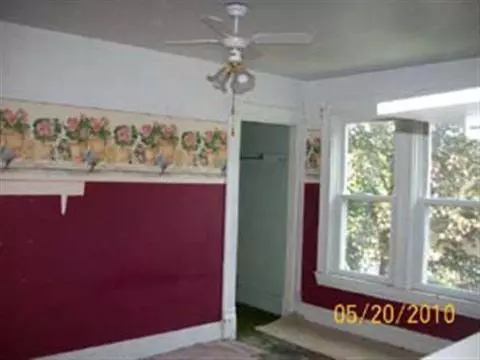 611 State, Adrian, MI 49221 photo 9