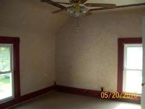 611 State, Adrian, MI 49221 photo 8