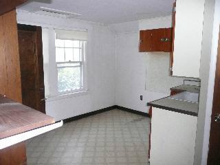 8432 Lewis Ave, Temperance, MI 48182 photo 13