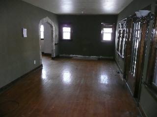 8432 Lewis Ave, Temperance, MI 48182 photo 5