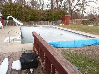 8432 Lewis Ave, Temperance, MI 48182 photo 4