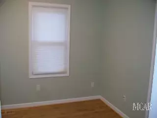 325 E Hurd, Monroe, MI 48162 photo 10
