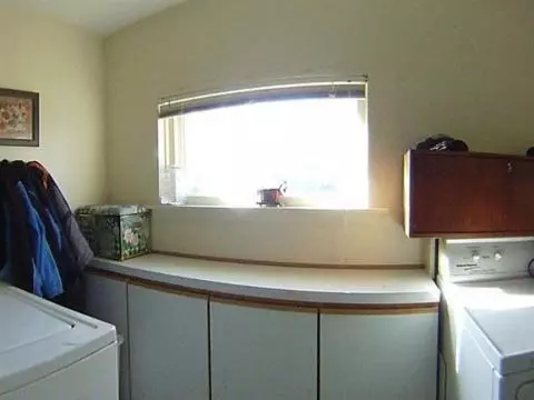 267 Douglas, Jackson, MI 49203 photo 5