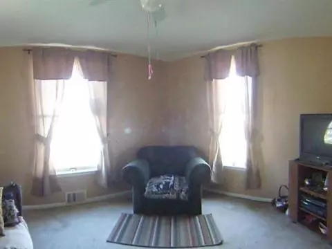267 Douglas, Jackson, MI 49203 photo 2