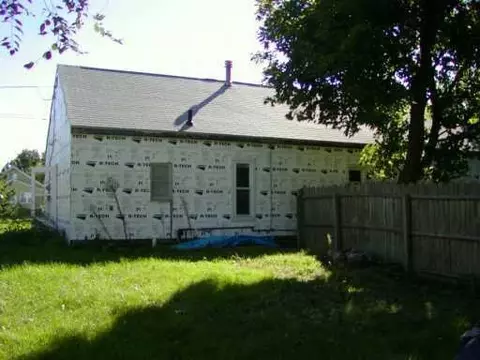 704 E Bird, Jackson, MI 49203 photo 6
