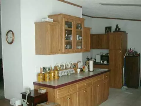 7865 Napoleon, Jackson, MI 49201 photo 2